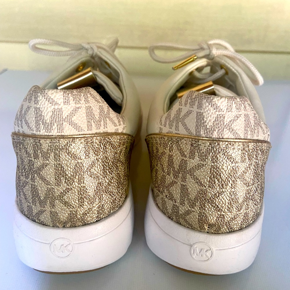 Women Micheal Kors